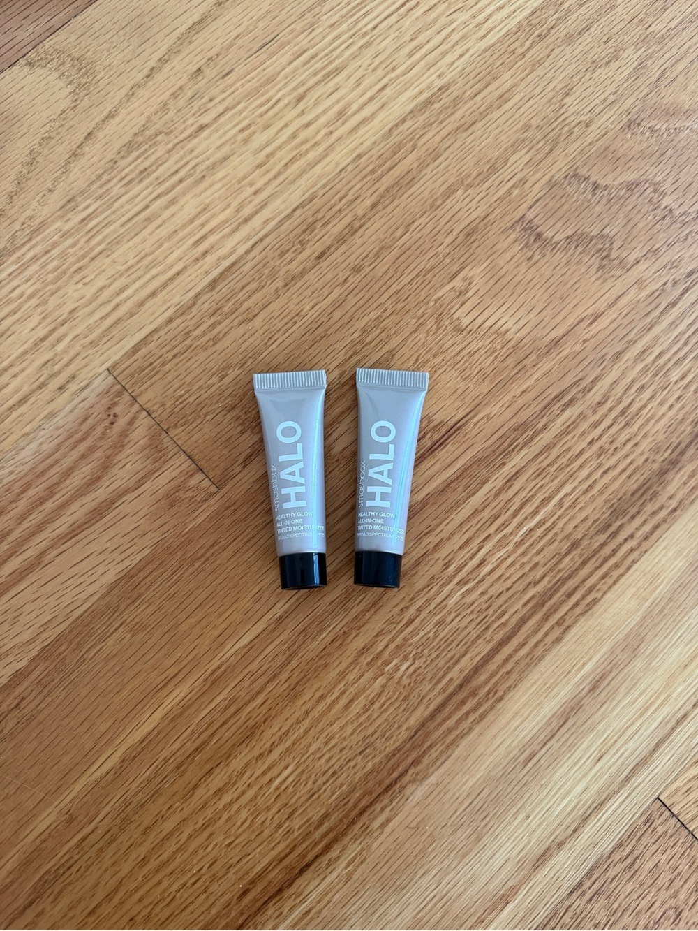 Smashbox halo healthy glow tinted moisturizer sample bundle